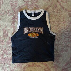 Graphic tank